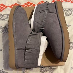 Fringe UGG